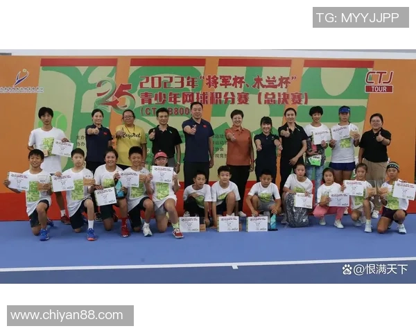 西安网球队在杯赛中的灵活战术与团队协作表现分析 西安网球队在杯赛中的灵活战术与团队协作表现分析