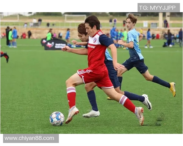 足球新手必看:轻松掌握配合技巧的入门指南与实用建议 足球新手必看:轻松掌握配合技巧的入门指南与实用建议