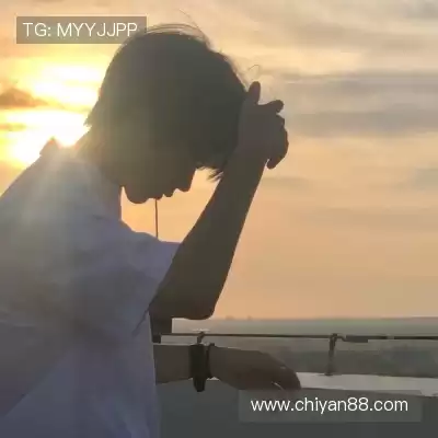 何凡菁