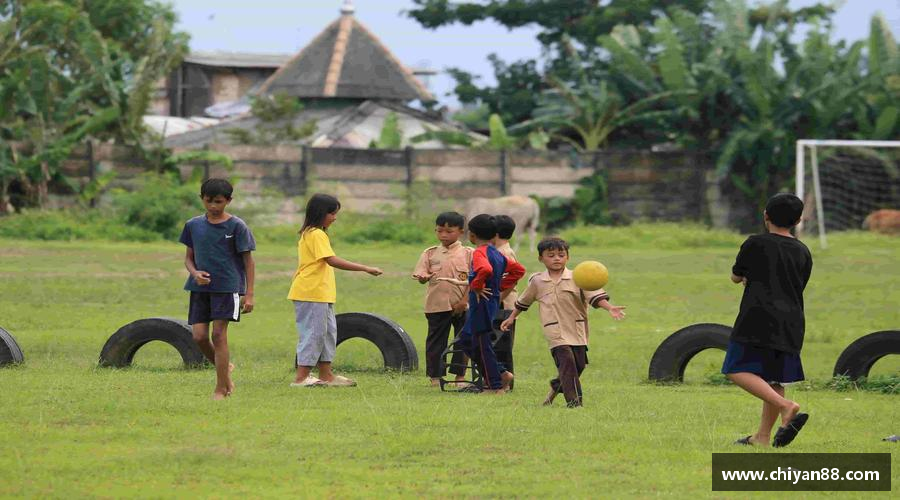携手共进，齐心迈向成功！